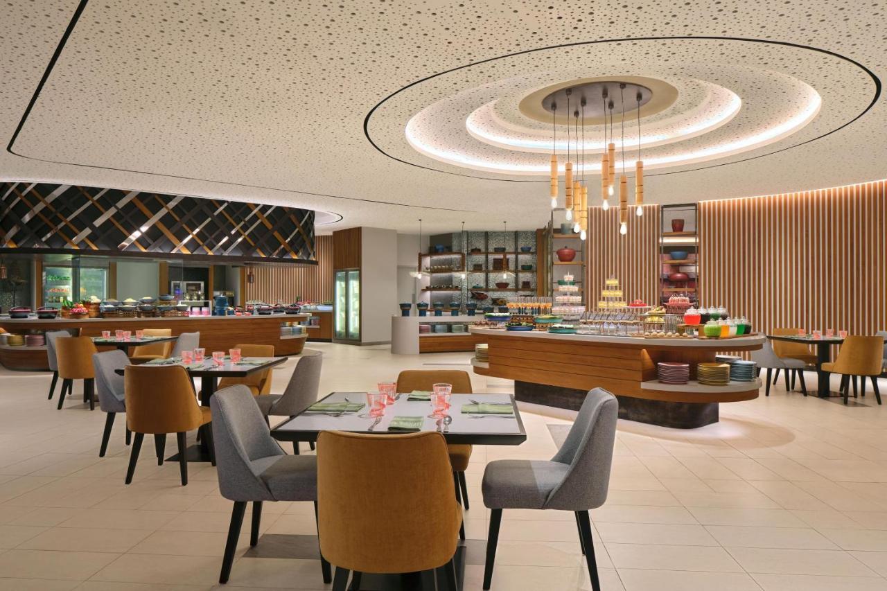 Four Points By Sheraton Surabaya, Pakuwon Indah Exterior photo
